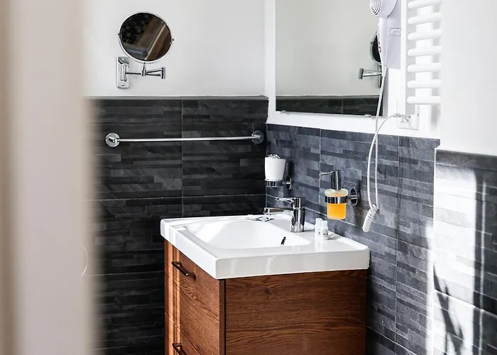 Del Centro شقة فندقية مودينا