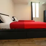 Del Centro 3*