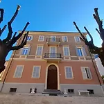 Del Centro Aparthotel 3*