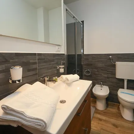 Del Centro Lejlighedshotel Modena